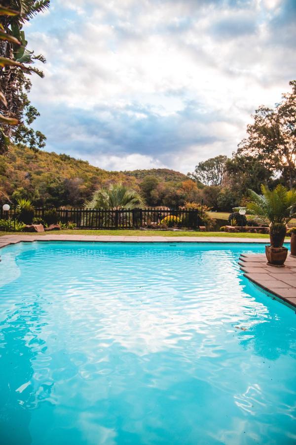 Bass Lake Country Lodge Pretoria Exterior photo